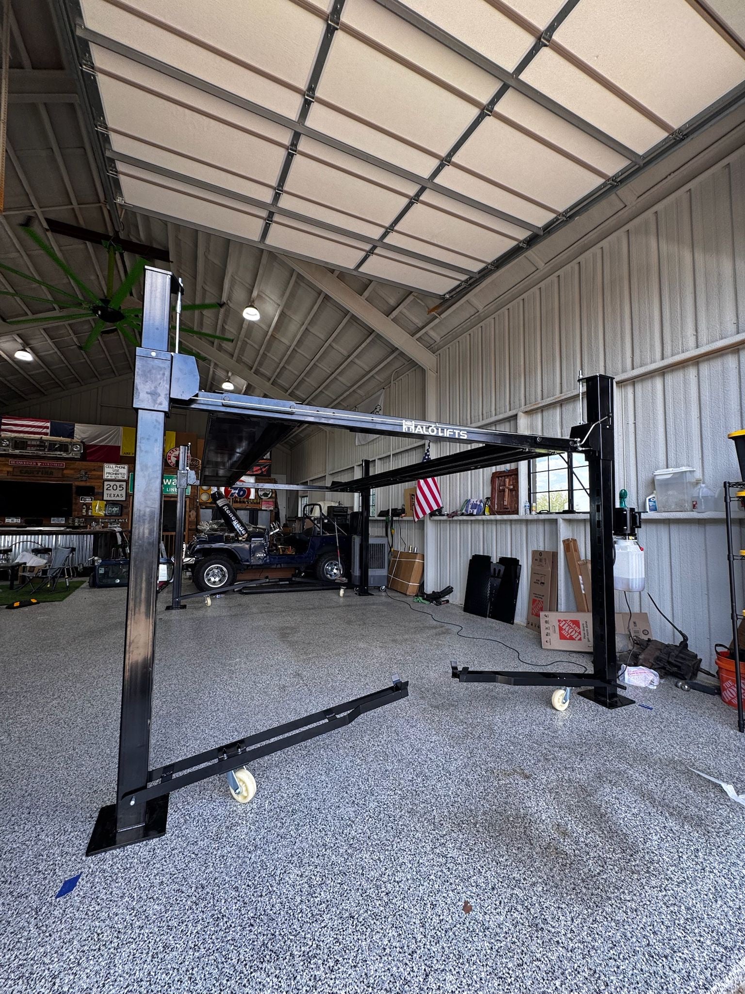 HALO LIFTS PRO Trailer Lift  4 Post Car Lift - 7,500 LBS Capacity
